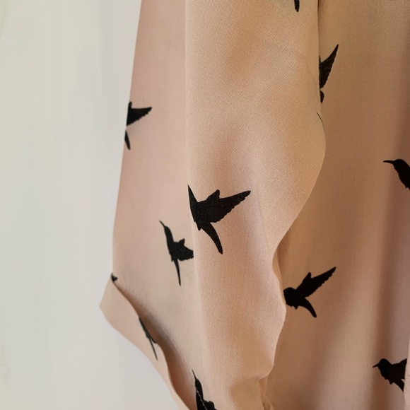 Hollister Cropped Sleeve Light Pink Jacket - Picture 4 of 5